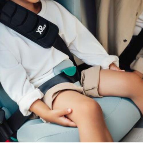 Imagen del SecureGuard en la Britax R&ouml;mer Kidfix Pro, protecci&oacute;n abdominal